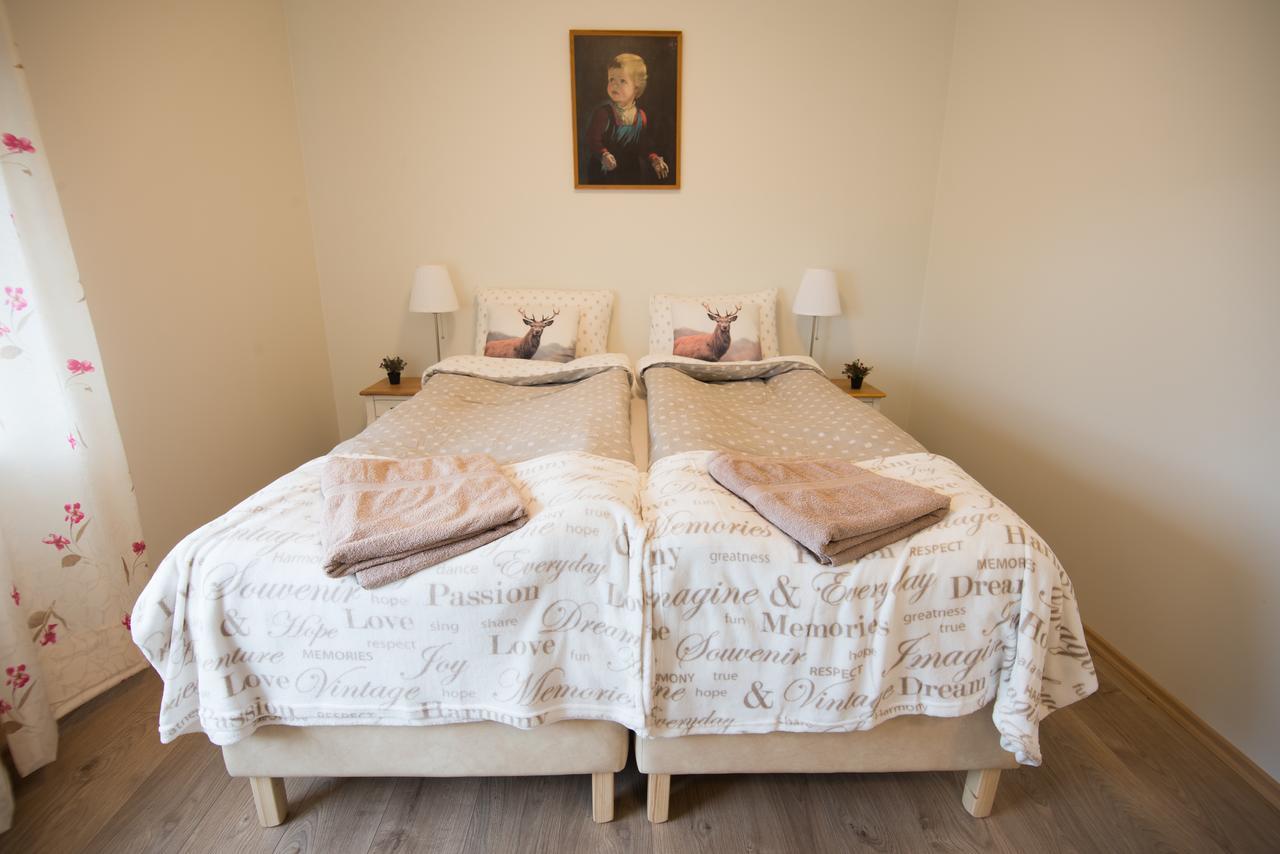 Guesthouse Grund Grindavík Buitenkant foto