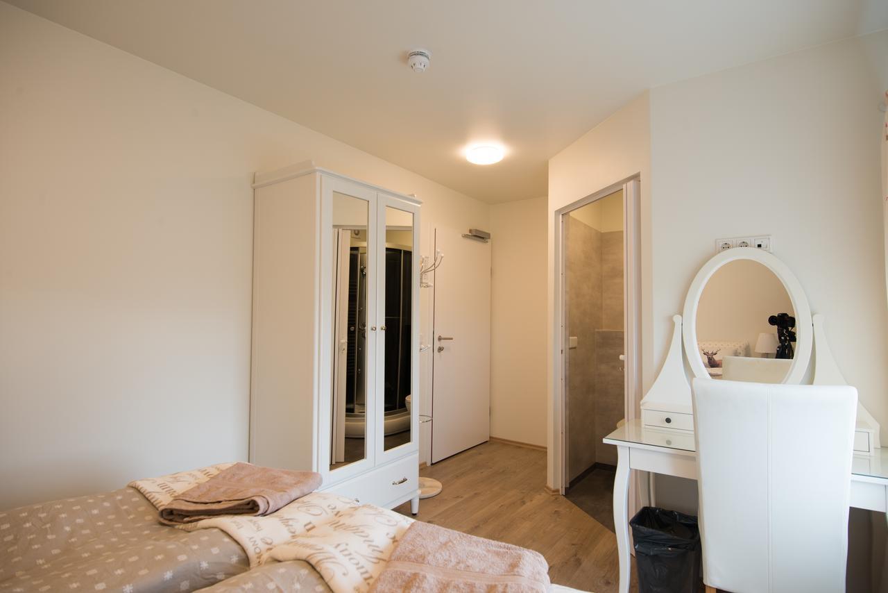 Guesthouse Grund Grindavík Buitenkant foto